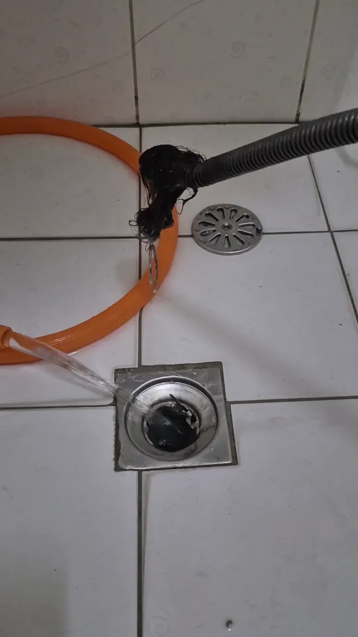 南區浴室地板排水管疏通實際施工照片