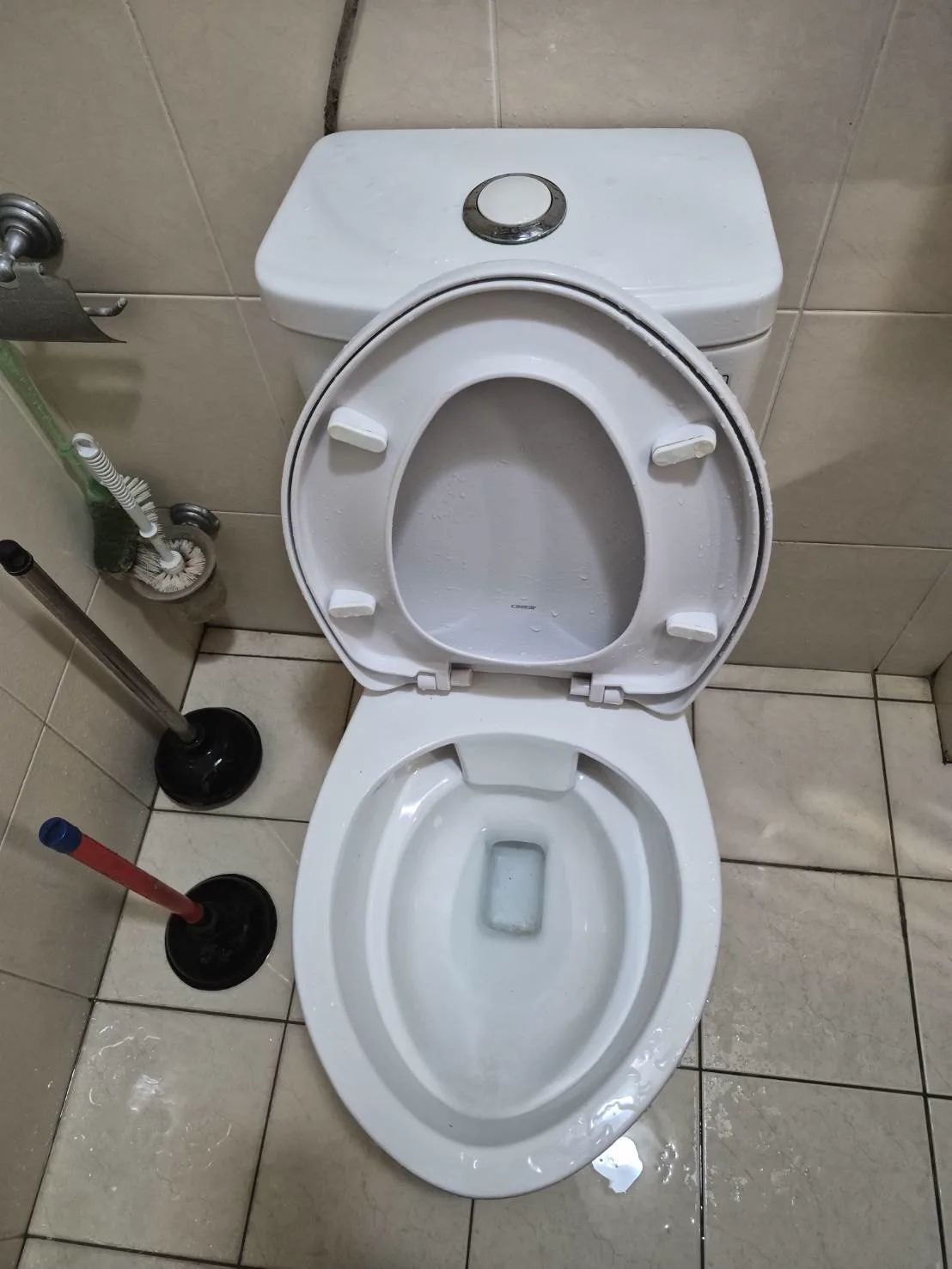 仁德區三樓馬桶疏通疏通後狀況
